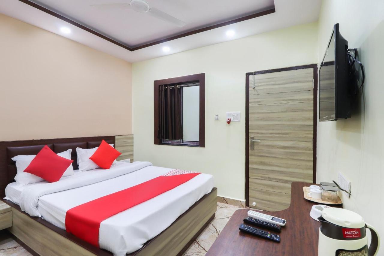 Capital O Hotel 7Th Heaven Jamshedpur Zewnętrze zdjęcie